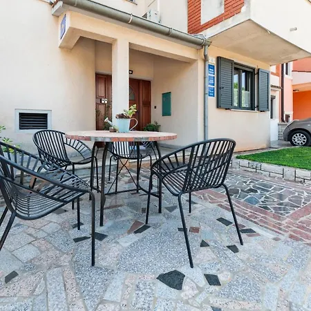 Casa Santin By Irundo בית הארחה רוביני
