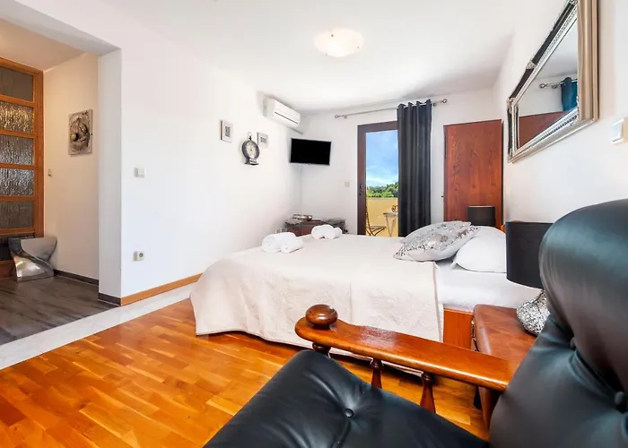 Pensionat Casa Santin By Irundo 3*